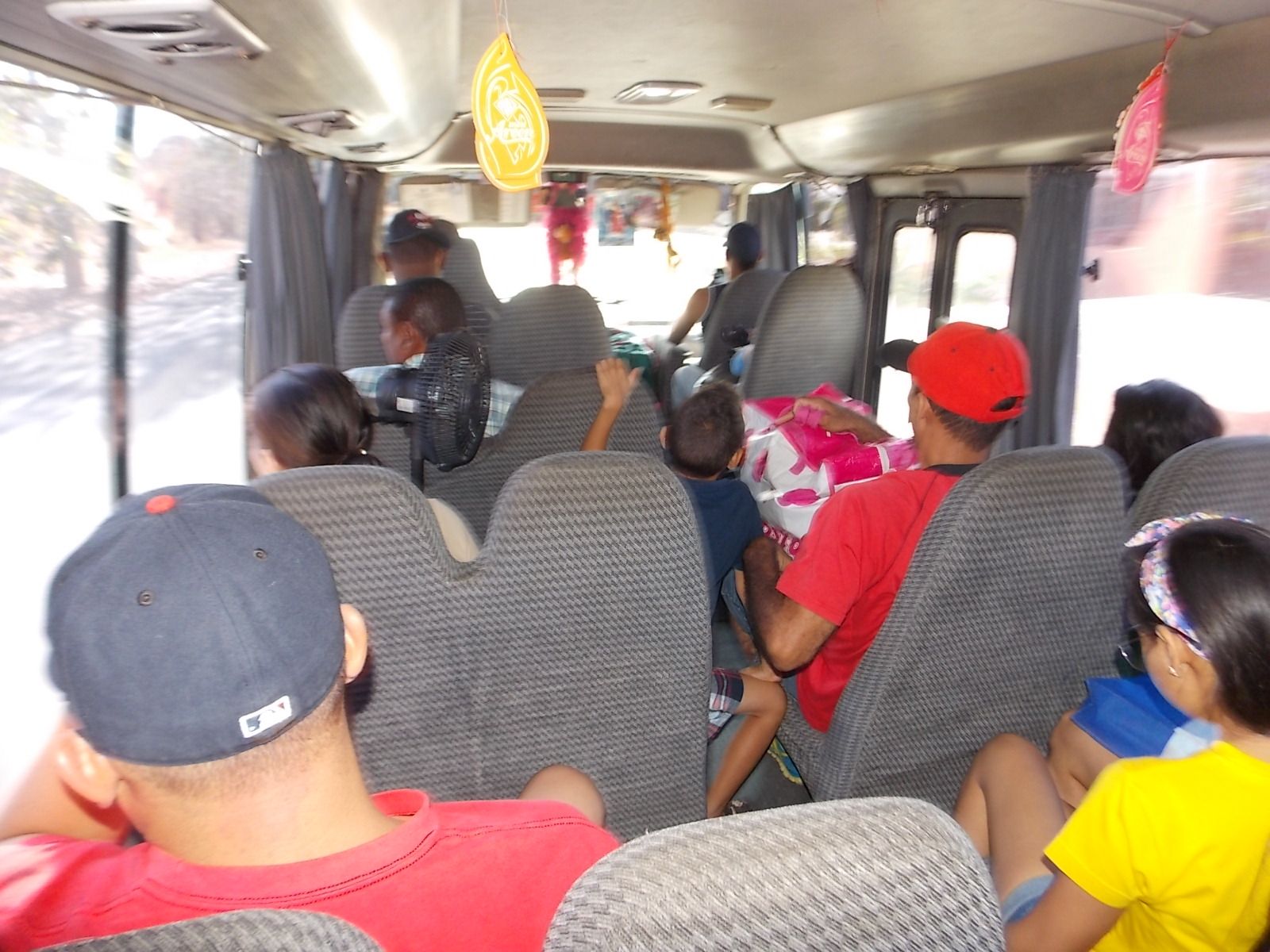 Movimiento de pasajeros hacia en interior del país.