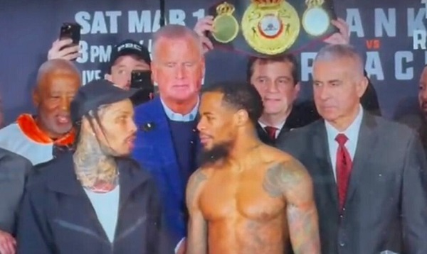 Gervonta Davis (izq.) y Lamont Roach en el pesaje oficial. 