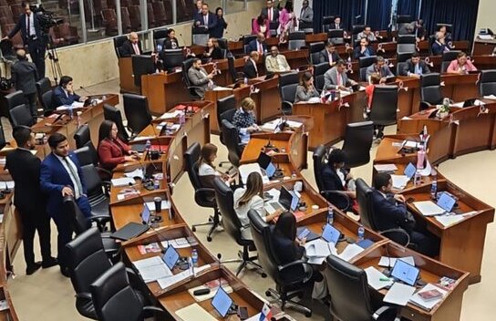 Diputados votaron por mayoría.
