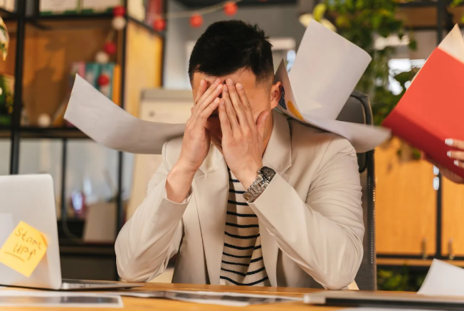 Su cuerpo interpreta el estrés como una amenaza para la supervivencia. Foto: Pexels