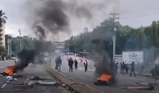 Sigue el revulú en el Universidad de Panamá.