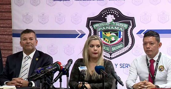 Funcionaria del MP y director de la Policía Nacional en conferencia de prensa.