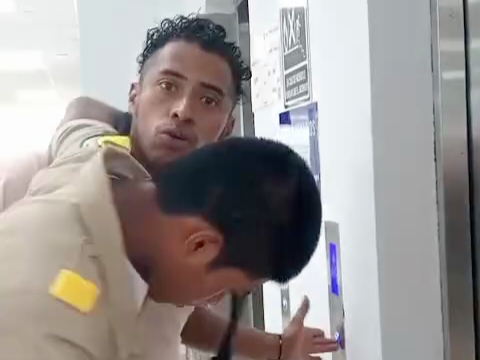 "Nos cerraron la puerta, nos mandaron a buscar otro lugar", relató indignado el hermano del joven