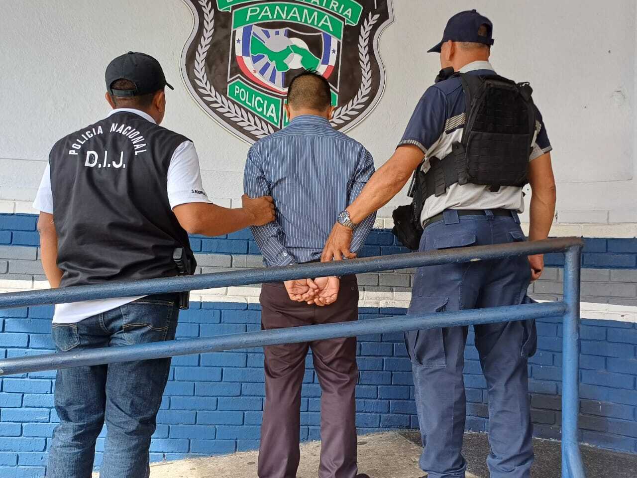 El hombre detenido en Calidonia.