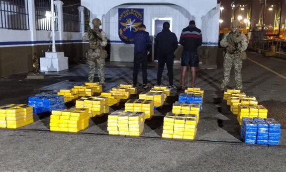 Droga decomisada en isla San José.