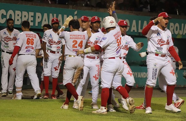 El equipo de Coclé tuvo su última Serie Final del Béisbol Mayor en 1999. Foto: Fedebeis