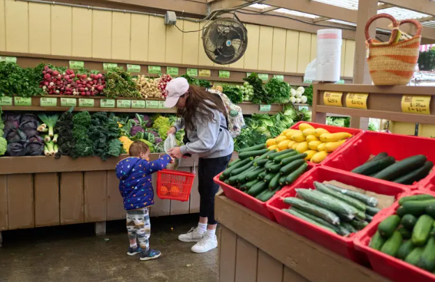 La ablactación, paso importante en la alimentación del bebé. Foto: EFE