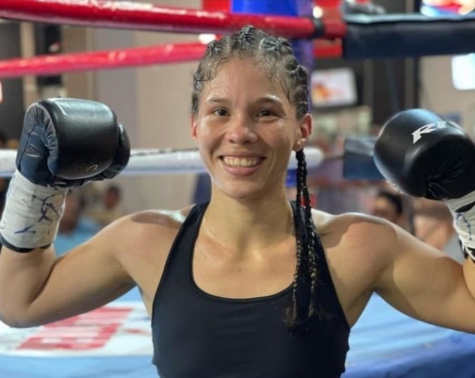 Boxeadora panameña Nataly Delgado.