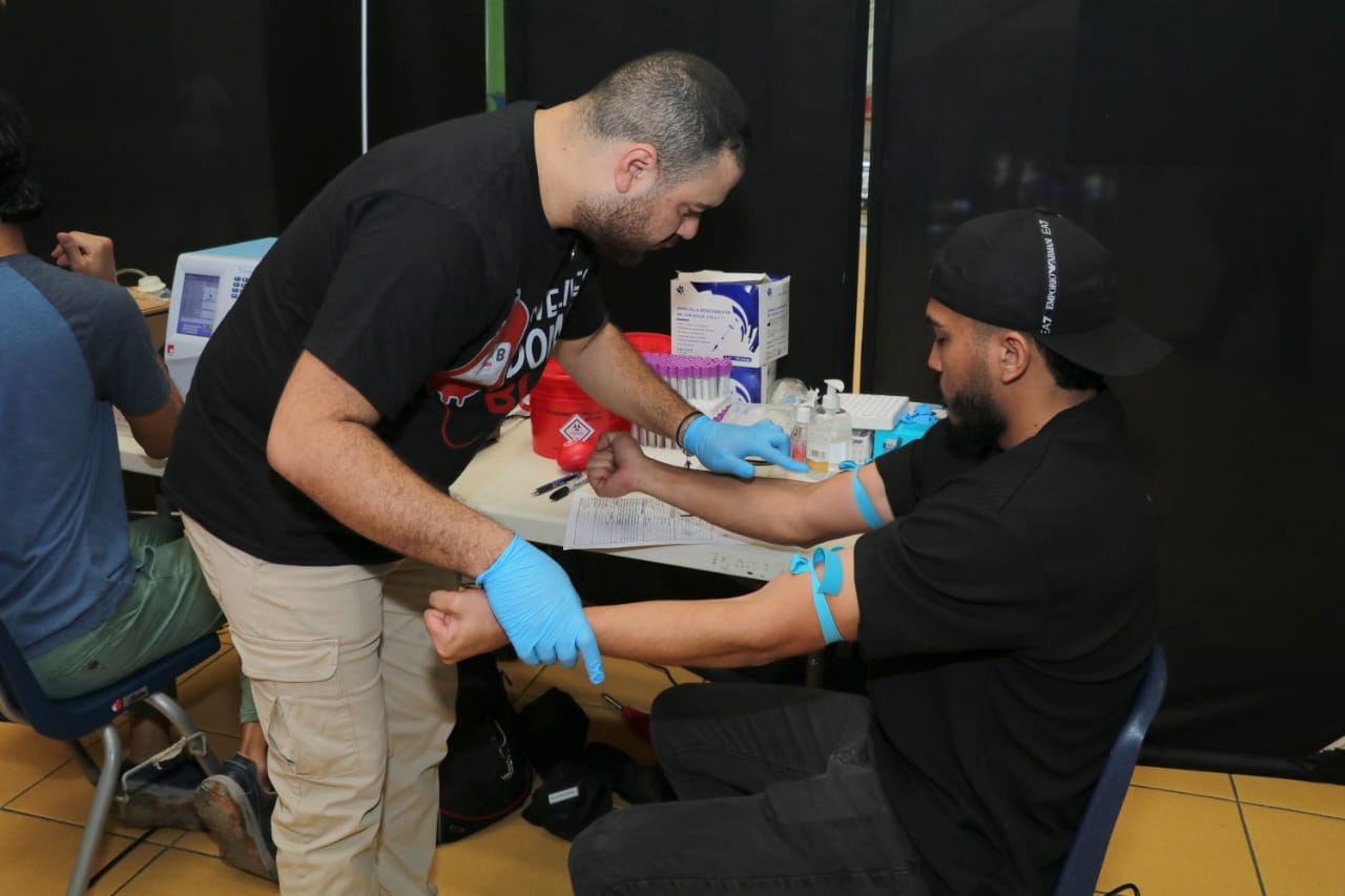 El Ministerio de Salud en sus hospitales cuenta con once Bancos de Sangre, y un centro de donación. Foto: Cortesía