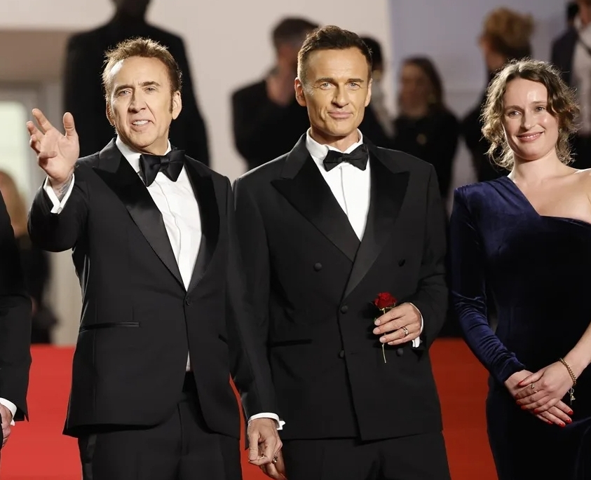 Julian McMahon (c). Foto: EFE 