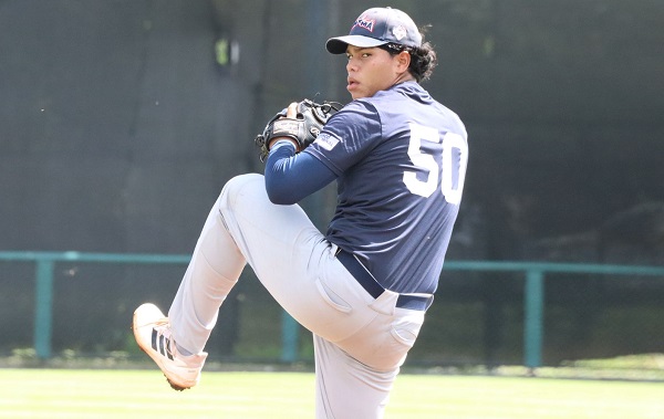 El lanzador Roderick Medina durante su labor en el partido de fogueo. Foto: Fedebeis.