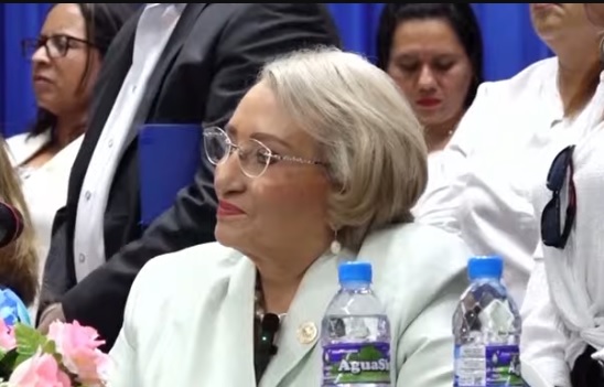 UNACHI enfrenta recorte del 34% y rectora pide calma
La rectora señaló que la preocupación, incertidumbre y confusión han aumentado dentro de la comunidad universitaria por las distintas informaciones...