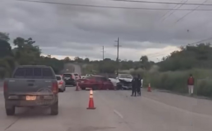 Una de las víctimas falleció en la escena y la otra en el hospital.  /  Imagen: captura de video TraficoCPanama