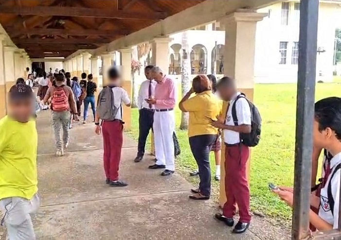 Dos de los 4 estudiantes heridos aún se encuentran en proceso de recuperación en el hospital.  /  Foto: Diómedes Sánchez