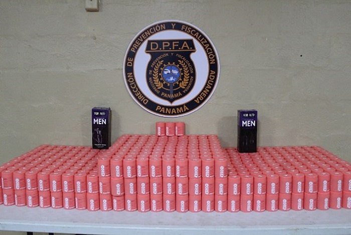 Todas las mercancías fueron retenidas para investigación, y se giraron boletas de citación.  /  Foto: ANA