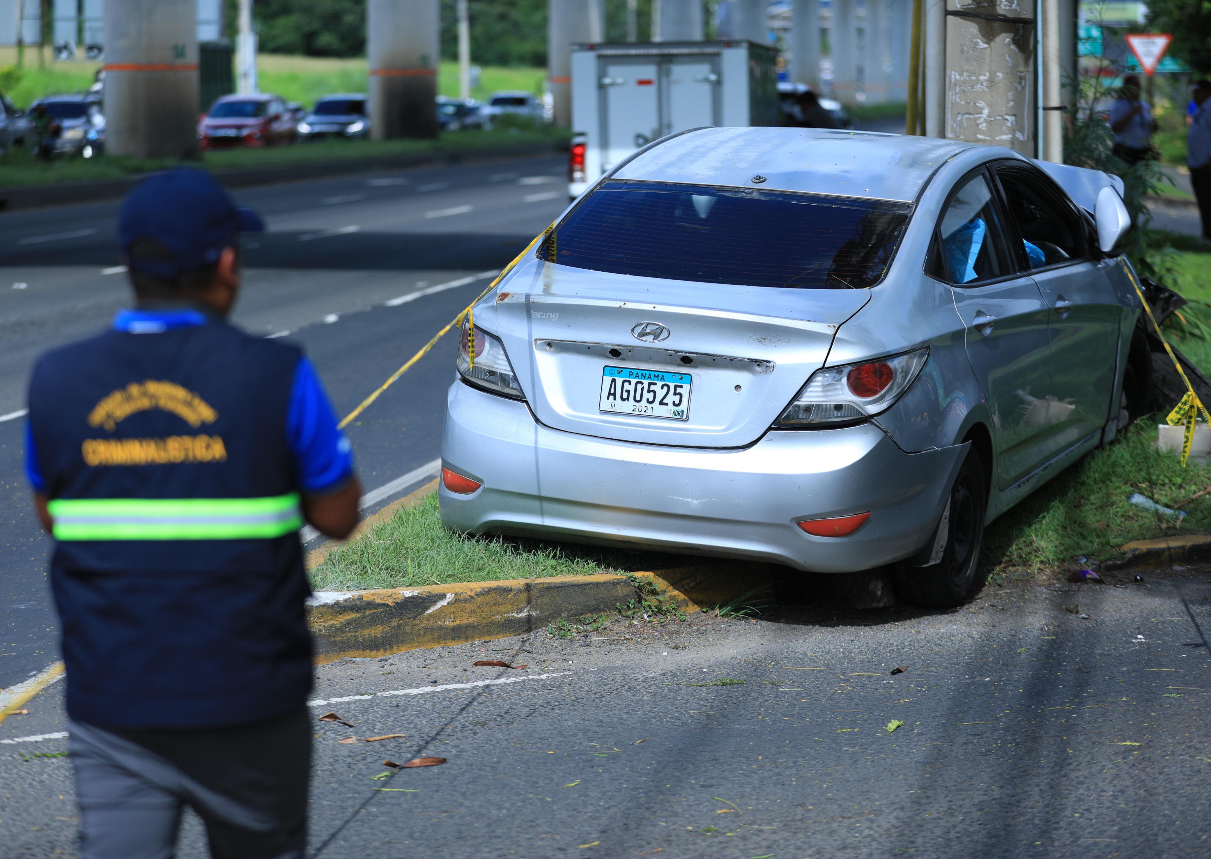 Escena del fatal accidente de tránsito.  (Foto-Video: Landro Ortiz)