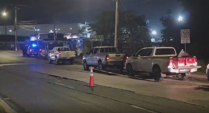 Hombre asesinado en el corregimiento 24 de Diciembre.  /  Foto: RS