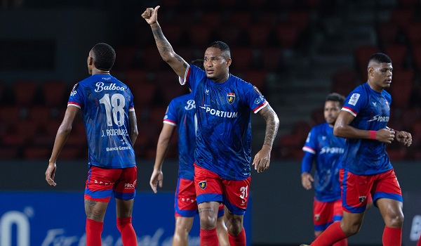 Plaza Amador es el único clasificado en la Conferencia Este, al asegurar el primer lugar y su pase directo  a las semifinales. Foto: EFE