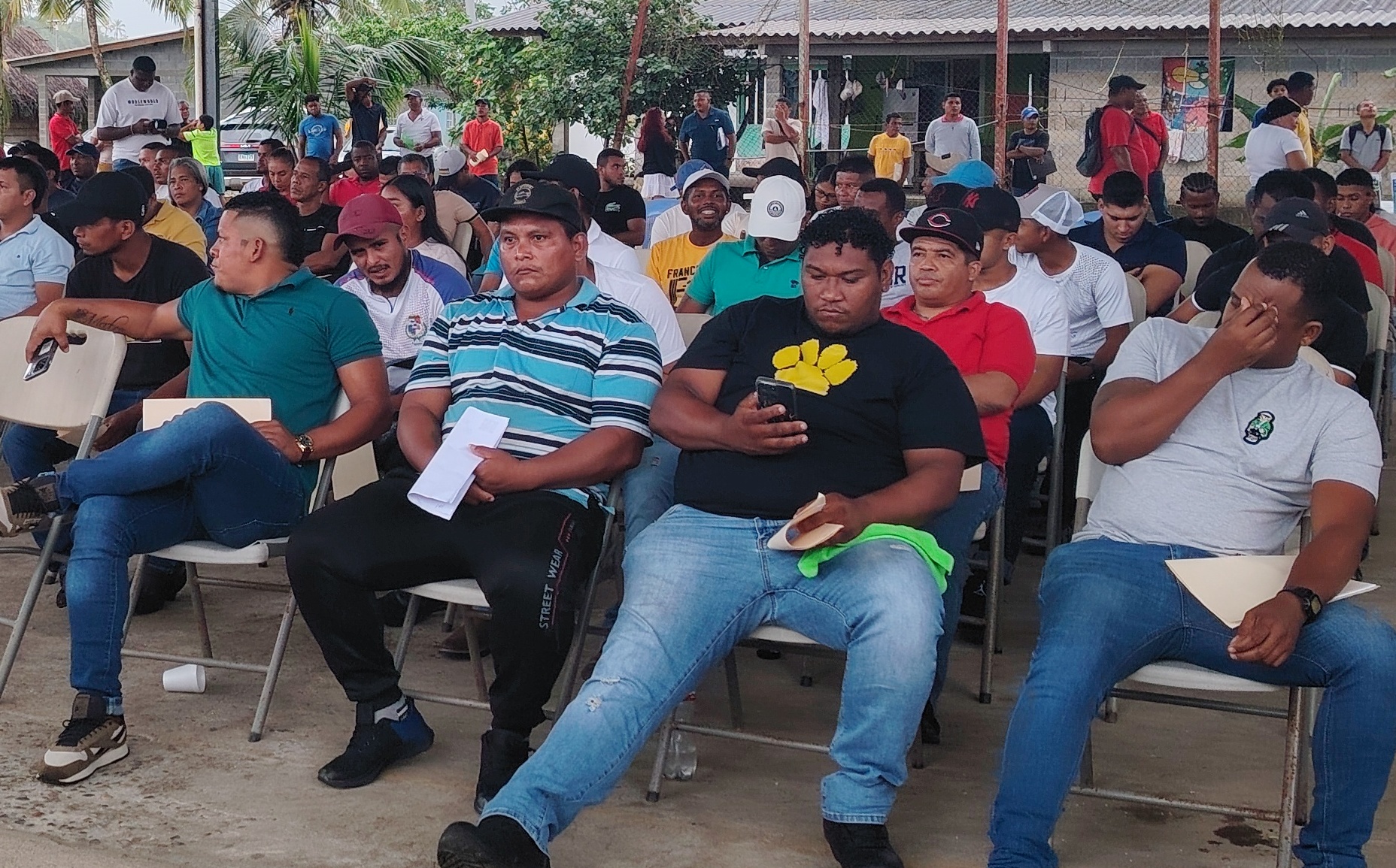 En busca de una oportunidad de empleo.