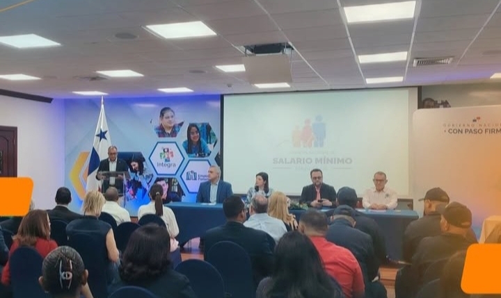 Instalación de la Comisión del Salario Mínimo.