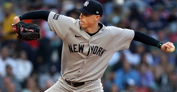 El lanzador zurdo Ryan Yarbrough seguirá con los Yankees de Nueva York. Foto: EFE