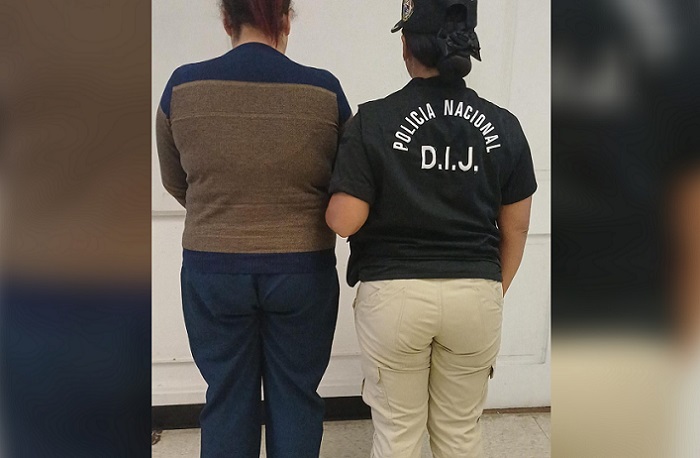 La ciudadana fue retenida en la sede de la CSS en Clayton.  /  Foto: PN