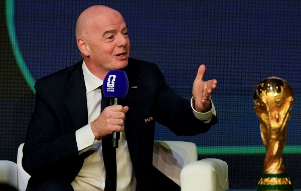 Gianni Infantino, presidente de la FIFA, durante la revelación del calendario para el Mundial. Foto: EFE