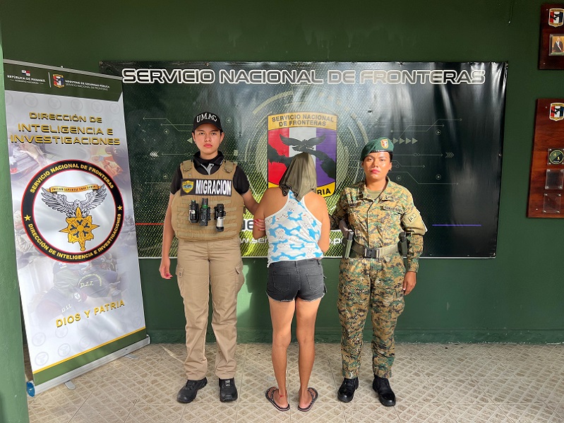 La mujer era buscada en Costa Rica.  /  Foto: Senafront