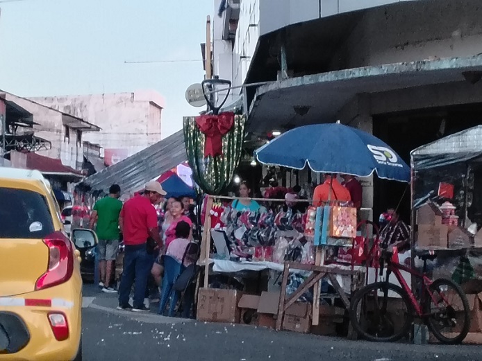 El auge de las ventas en este periodo representa una oportunidad para los emprendedores locales.  /  Foto: Thays Domínguez