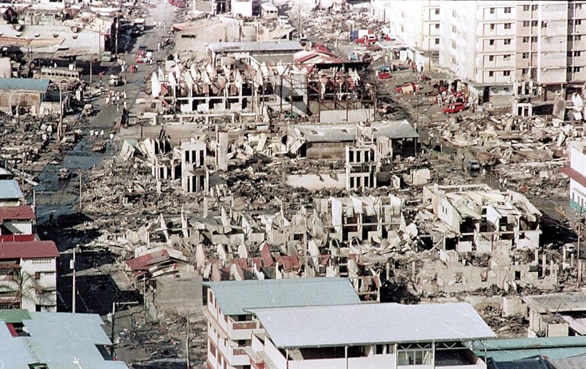 El barrio de El Chorrillo fue consumido por las llamas la noche del 20 de diciembre de 1989. /Foto: EFE