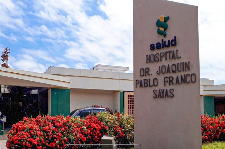 El director encargado de la Región de Salud de Los Santos, Luis de Pasquale, indicó que si bien durante este tiempo se han realizado adecuaciones en la estructura, mejoras en equipamiento y fortalecimiento del recurso humano, estas acciones resultan insuficientes frente a las necesidades actuales. Foto. Thays Domínguez