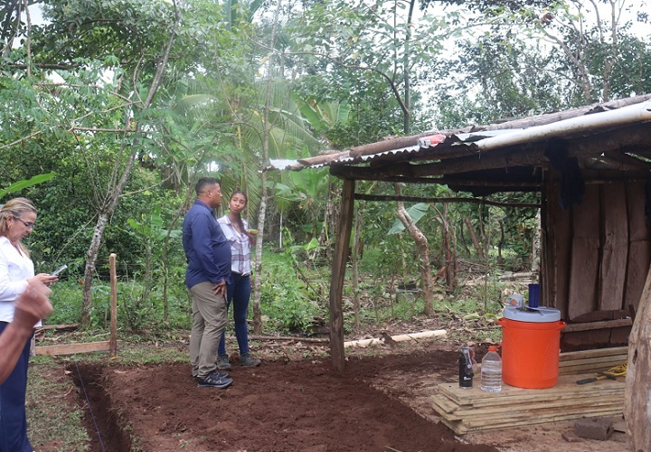 Para otorgar viviendas se llevaron a cabo una serie de evaluaciones sociales para determinar la situación familiar. Foto: Melquíades Vásquez