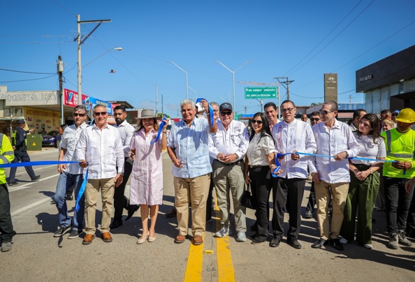 “Vieron que sí se pudo… Cuando el dinero va para donde tiene que ir, las obras se entregan”, soltó Mulino.