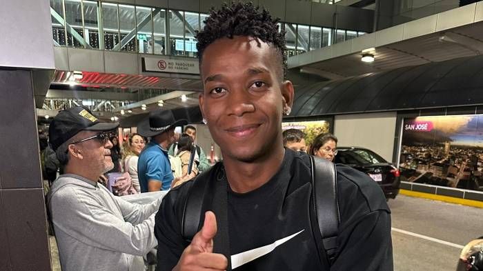 El delantero panameño Tomás Rodríguez a su llegada a Costa Rica. Foto: Teletica