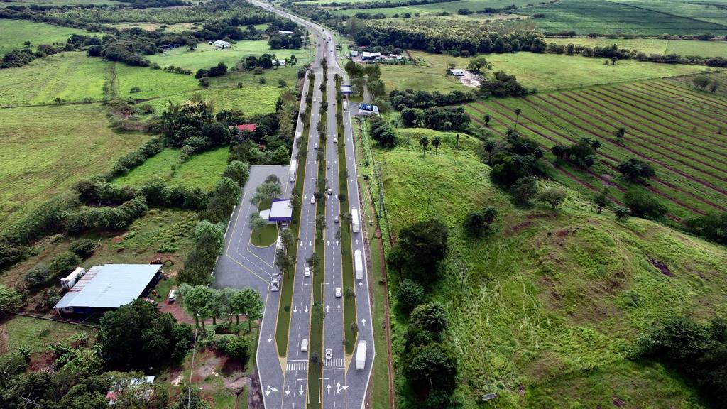 La obra cubre 192 kilómetros, desde Loma de Campana hasta Santiago, uno de los tramos más transitados del país.