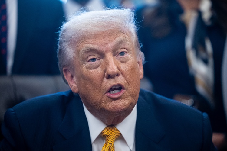 Donald Trump, dijo que la llamada fue "larga", que abordaron "muchos temas" y que se está llevando "muy bien con Venezuela".