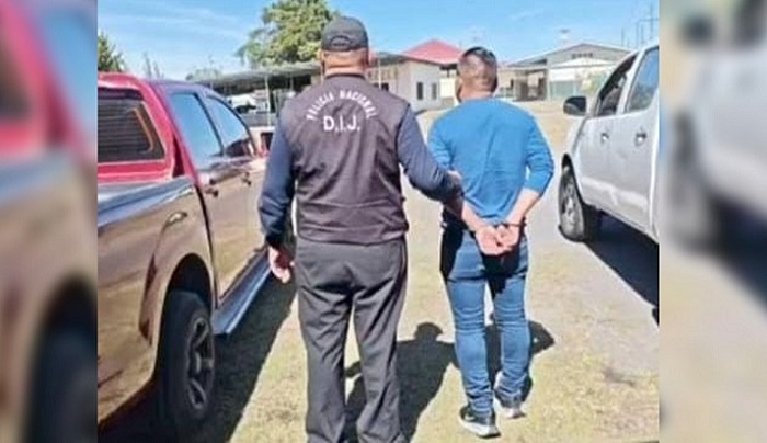 El sospechoso fue aprehendido por la policía.  /  Foto: PN