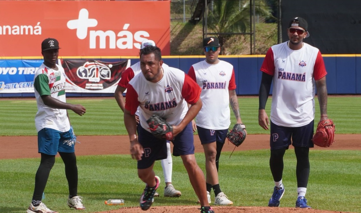 El equipo de los Federales de Chiriquí ha estado trabajando en el Estadio Nacional Rod Carew para la Serie del Caribe, en México. Foto: Probeis