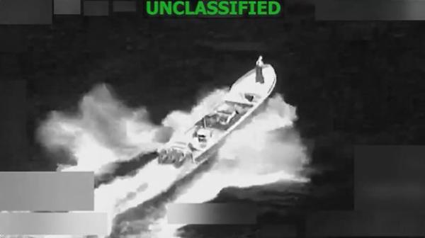 El bote que fue destruido este viernes en el Pacífico oriental. EE.UU. Foto: EFE