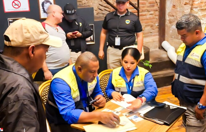 La Secretaría Judicial del Mitradel procedió a levantar cuatro providencias por incumplimiento del régimen laboral. Foto: Cortesía 