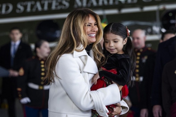 Durante la entrevista en el programa ´Fox & Friends´, Melania Trump dio algunos detalles sobre el documental sobre su figura que se estrena el 30 de enero. Foto. EFE