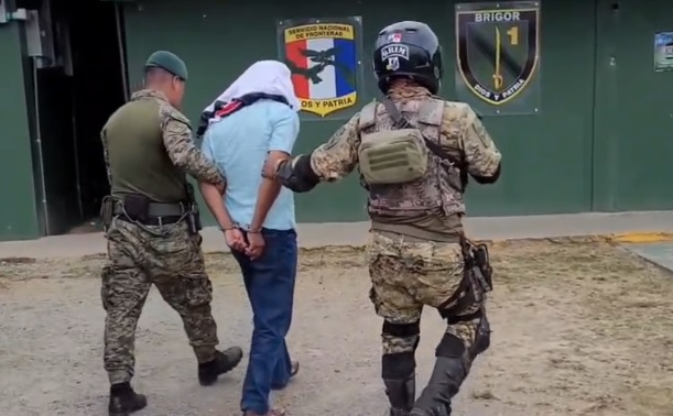 Unidades del Senafront capturan al presunto autor del crimen. 