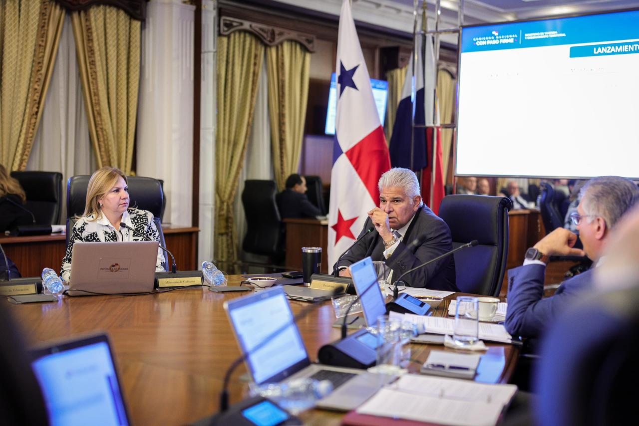 La ministra Dinoska Montalvo presentó un informe en el Consejo de Gabinete 