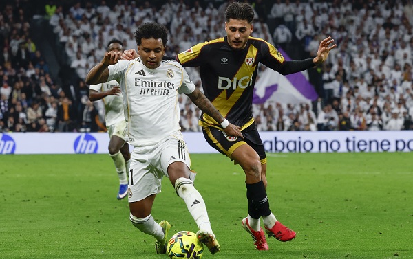 Rodrygo (izq.) ha tenido problemas de lesiones en los últimos meses. Foto: EFE