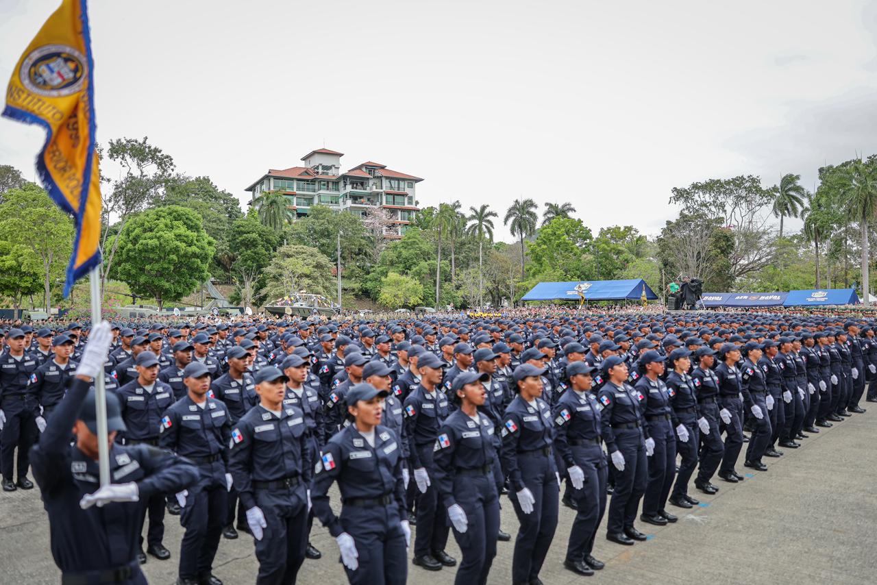 La Policía hace su trabajo al aprehender a delincuentes, pero al llegar a la justicia, la histoira cambia. 
