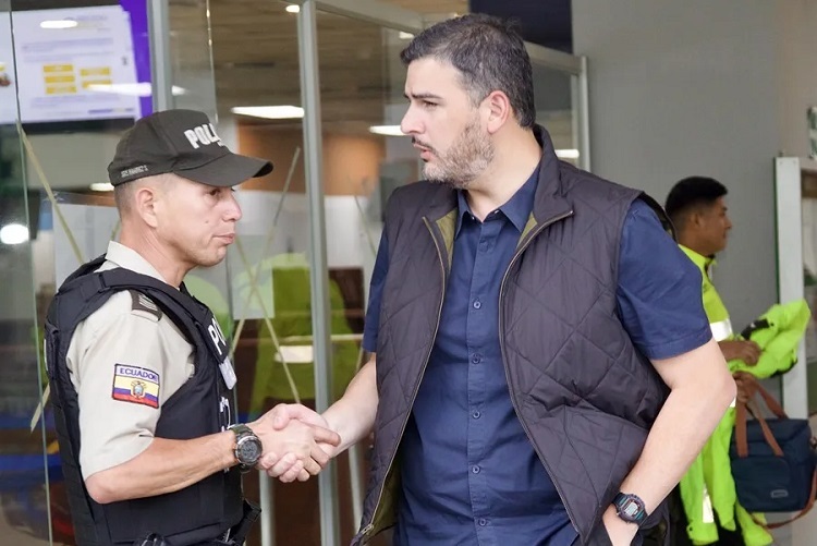 Aquiles Álvarez, una de las figuras más visibles de la oposición al Gobierno de Daniel Noboa, y que llegó a la alcaldía de la mano de la Revolución Ciudadana. Foto. EFE