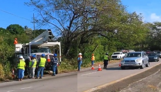 Un poste de alta tensión cayó sobre la vía Panamericana 