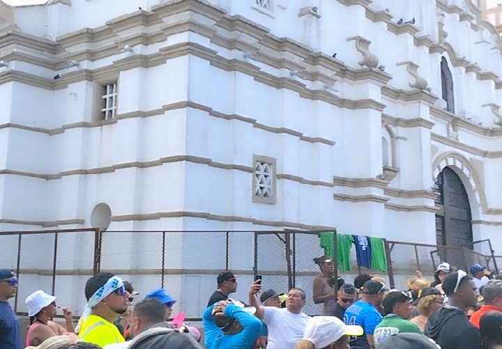 Pese a las complicaciones logísticas propias de la festividad, subrayó que durante los días de carnaval las misas no han dejado de celebrarse en la Catedral. Foto. Thays Domínguez