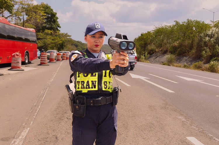 Policía pisa el acelerador: exceso de velocidad y embriaguez disparan las sanciones. /Foto: Policía Nacional