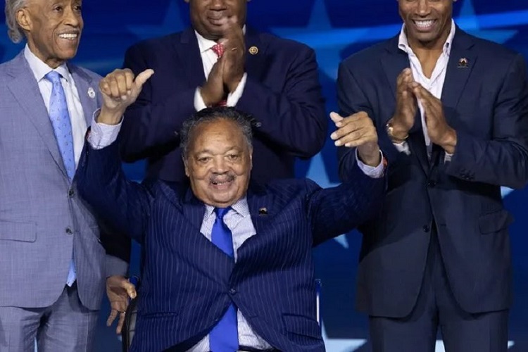 Jesse Jackson,  reveló que padecía Parkinson en 2017. Fue tratado como paciente ambulatorio en Northwestern Medicine en Chicago. Foto. EFE